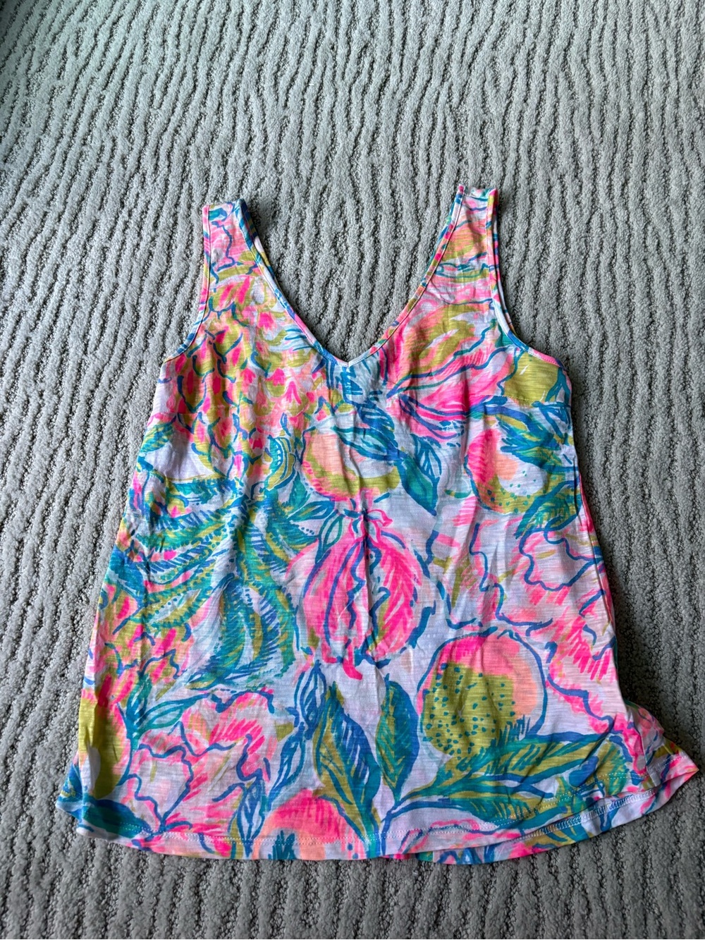 Lilly Pulitzer Pink Blue Green Yellow Floral V-Neck Tank
